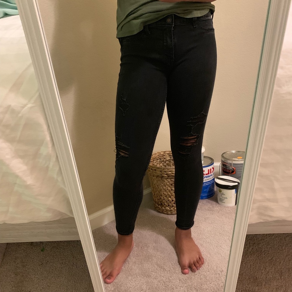 Hollister Low Rise Black Ripped Jeggings